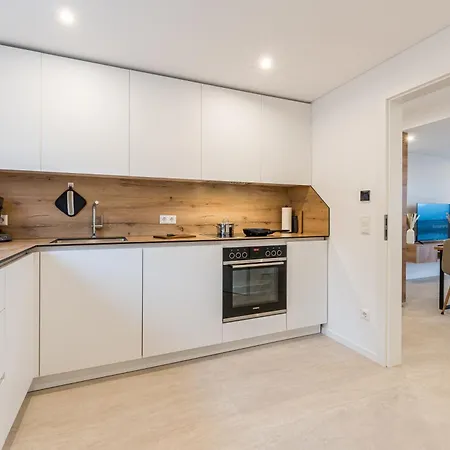 Rheinblick 3 * 瓦尔茨胡特·田根